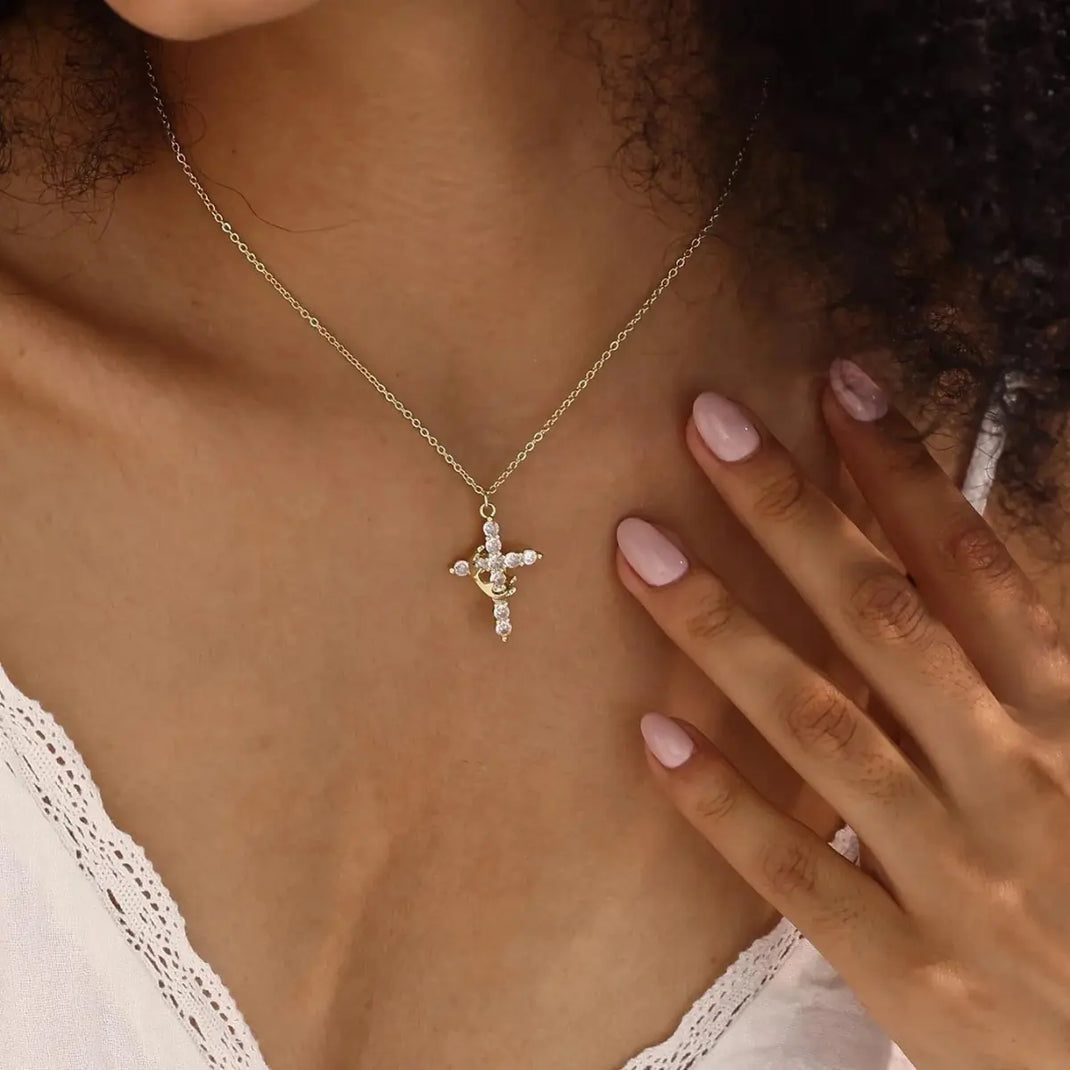 Collier Protecteur croix et couronne + Ebook Offert