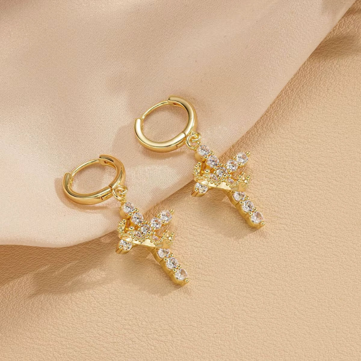 Boucle d'oreille Croix et Couronne Protecteur